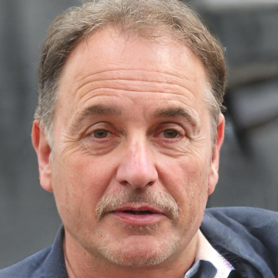 Expert financier validant notre méthodologie d'apprentissage